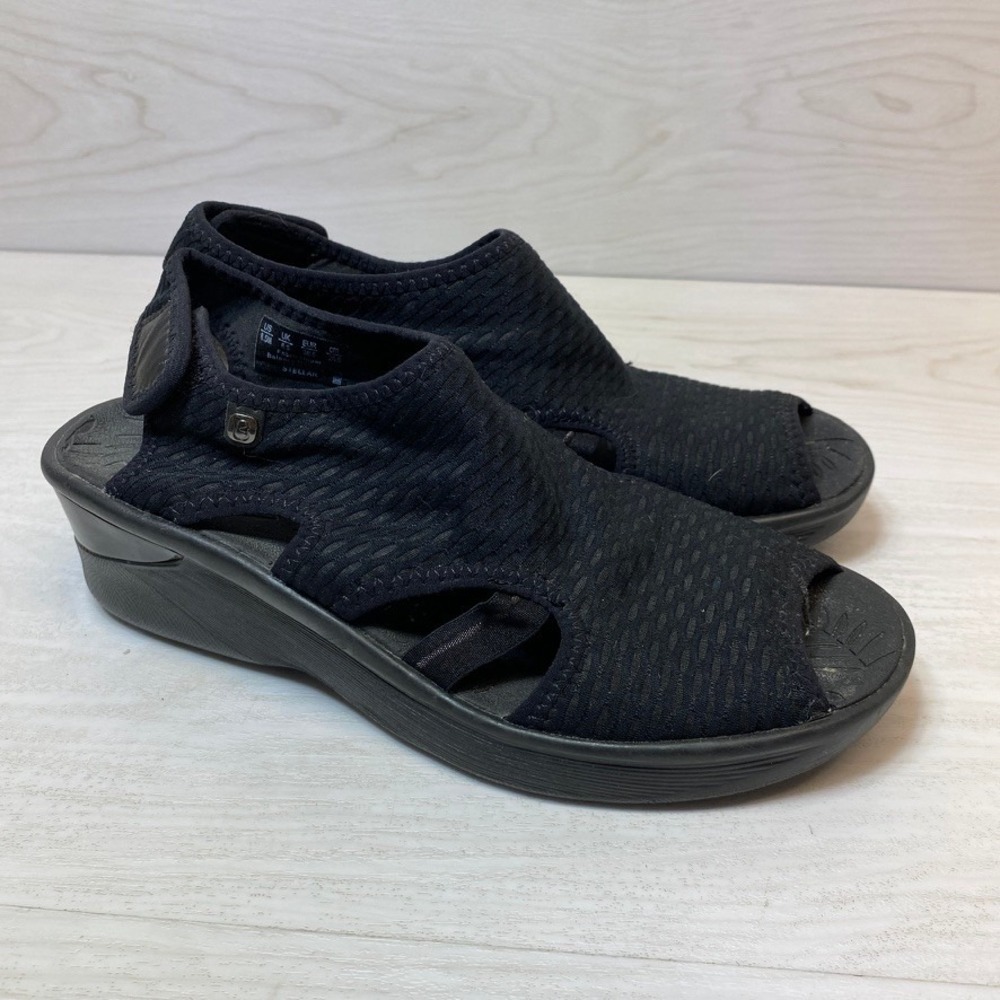 Bzees Womens 8.5 Stellar Wedge Sandals Sporty Peep Toe Black Fabric Comfort Shoe